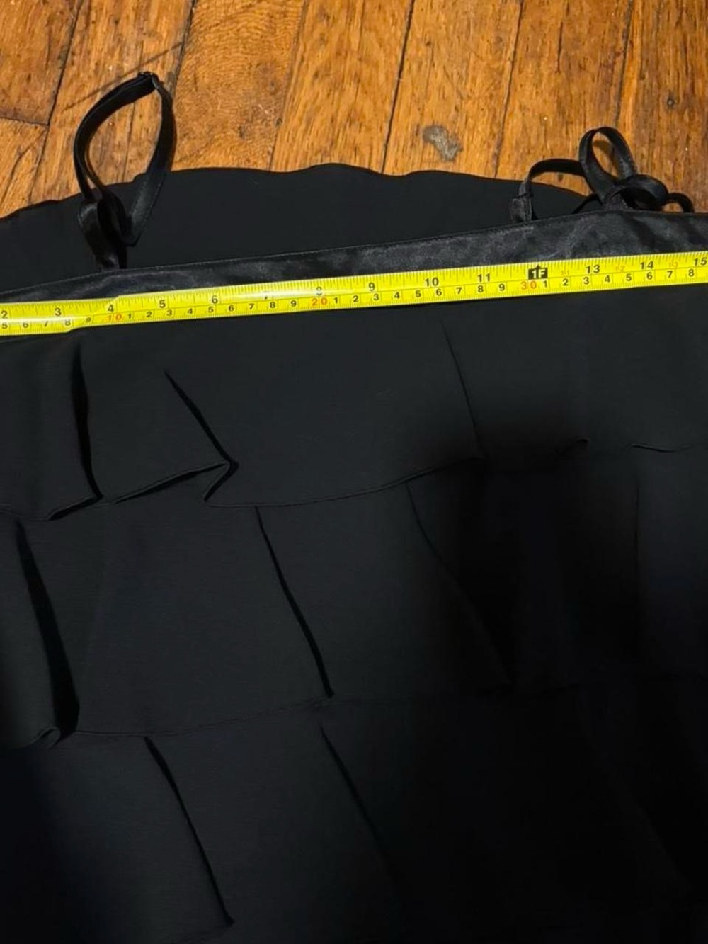 Vintage Y2K Old Navy black tiered ruffle camisole med - Picture 6 of 6
